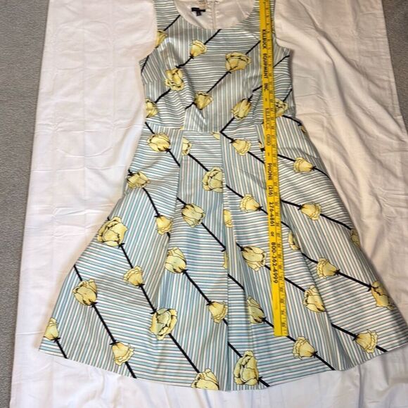 NWT Talbots fit and flare midi dress women’s size 6 yellow tulips blue black str - Picture 11 of 13